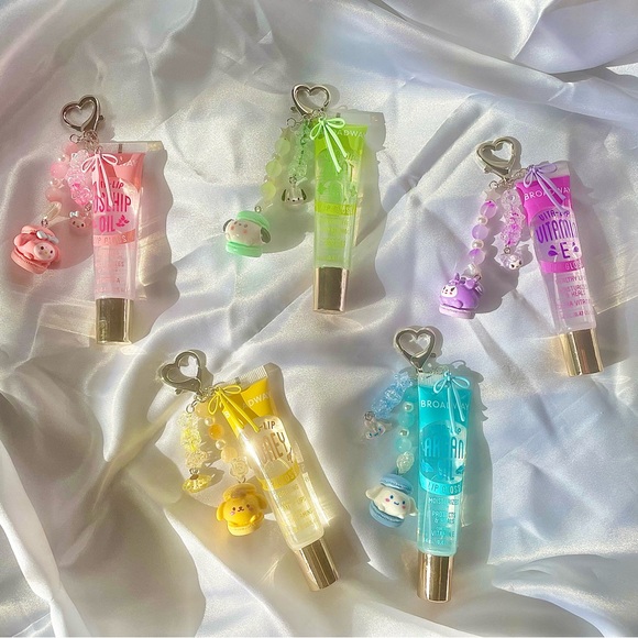 Sanrio Inspired Lipgloss Keychains - Picture 1 of 6